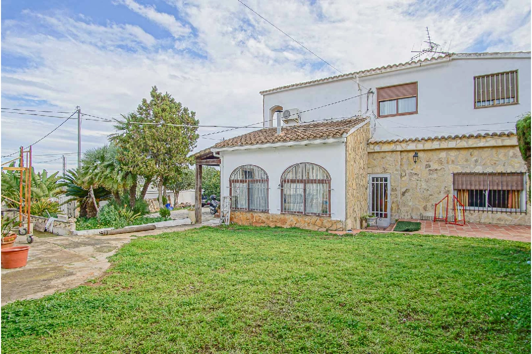 villa en Denia en vente, construit 269 m², ano de construccion 1973, + KLIMA, aire acondicionado, terrain 1545 m², 6 chambre, 4 salle de bains, piscina, ref.: BP-8234DEN-44