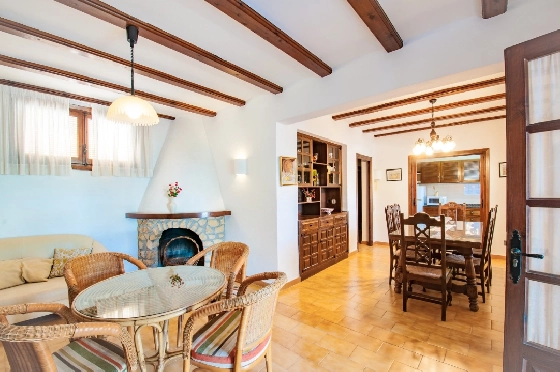 Villa in Benissa(La Fustera) zu verkaufen, Wohnfläche 312 m², Baujahr 1978, Klimaanlage, Grundstück 2669 m², 6 Schlafzimmer, 2 Badezimmer, Pool, ref.: AM-12452DA-21