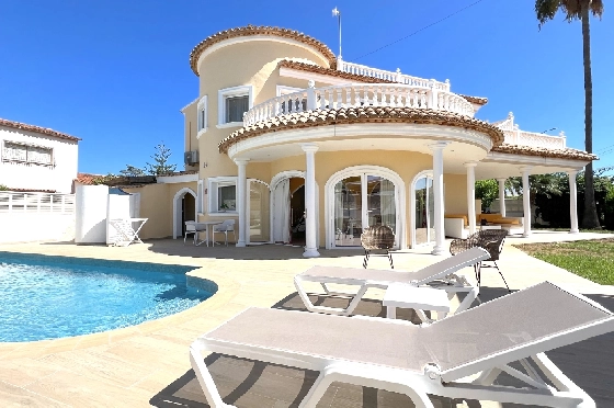 Villa in Els Poblets(Ptda. Revoltes) zu verkaufen, Wohnfläche 234 m², Baujahr 2004, Zustand gepflegt, + Zentralheizung, Klimaanlage, Grundstück 614 m², 4 Schlafzimmer, 3 Badezimmer, Pool, ref.: AS-1425-3