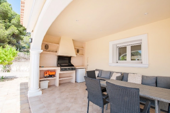 Villa in Moraira zu verkaufen, Wohnfläche 466 m², Baujahr 2005, Klimaanlage, Grundstück 2040 m², 5 Schlafzimmer, 5 Badezimmer, Pool, ref.: AM-12515DR-22