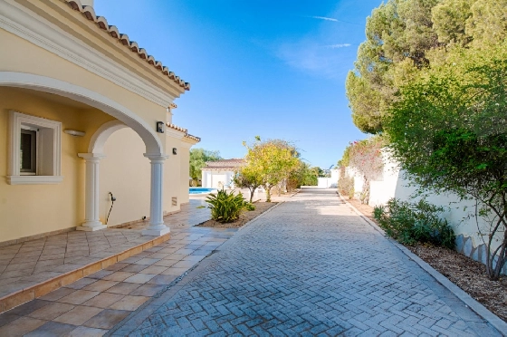 Villa in Moraira zu verkaufen, Wohnfläche 466 m², Baujahr 2005, Klimaanlage, Grundstück 2040 m², 5 Schlafzimmer, 5 Badezimmer, Pool, ref.: AM-12515DR-29