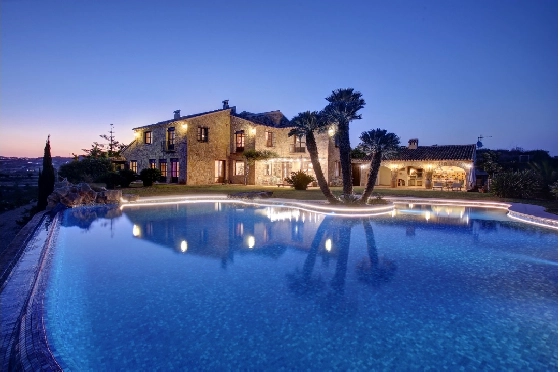 Finca in Moraira zu verkaufen, Wohnfläche 625 m², Baujahr 1998, Klimaanlage, Grundstück 10229 m², 4 Schlafzimmer, 3 Badezimmer, Pool, ref.: AM-12269DR-43