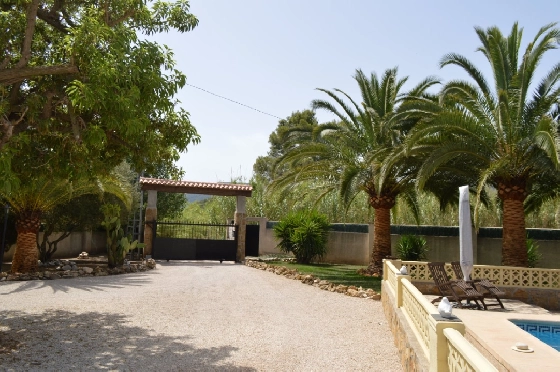Villa in Alcalali zu verkaufen, Wohnfläche 228 m², Baujahr 1976, + Zentralheizung, Klimaanlage, Grundstück 2397 m², 4 Schlafzimmer, 3 Badezimmer, Pool, ref.: PV-141-02016P-48