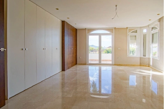 Villa in L-Alfas del Pi(Alfaz del PI Pueblo Urbanizaciones) zu verkaufen, Wohnfläche 810 m², Grundstück 1094 m², 5 Schlafzimmer, 6 Badezimmer, Pool, ref.: COB-7030ALF-10535-20