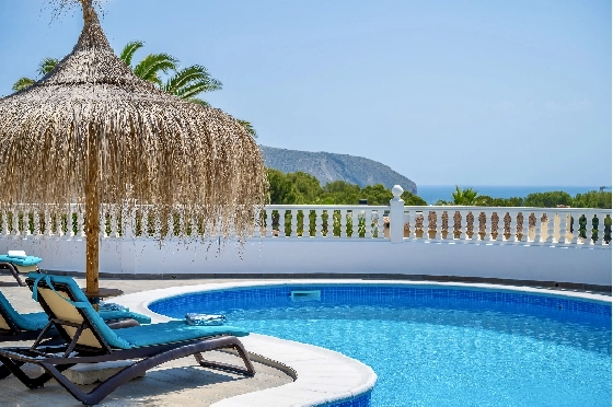 Villa in Moraira zu verkaufen, Wohnfläche 290 m², Baujahr 2003, + Ofen, Klimaanlage, Grundstück 847 m², 3 Schlafzimmer, 3 Badezimmer, Pool, ref.: AM-12692DR-4